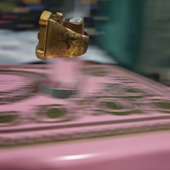 Lia Sophia Gold and Black Statement Ring - Picture 3 of 4